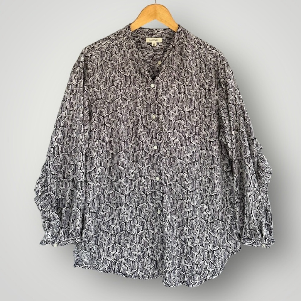 Patterned Black and White Women's Top